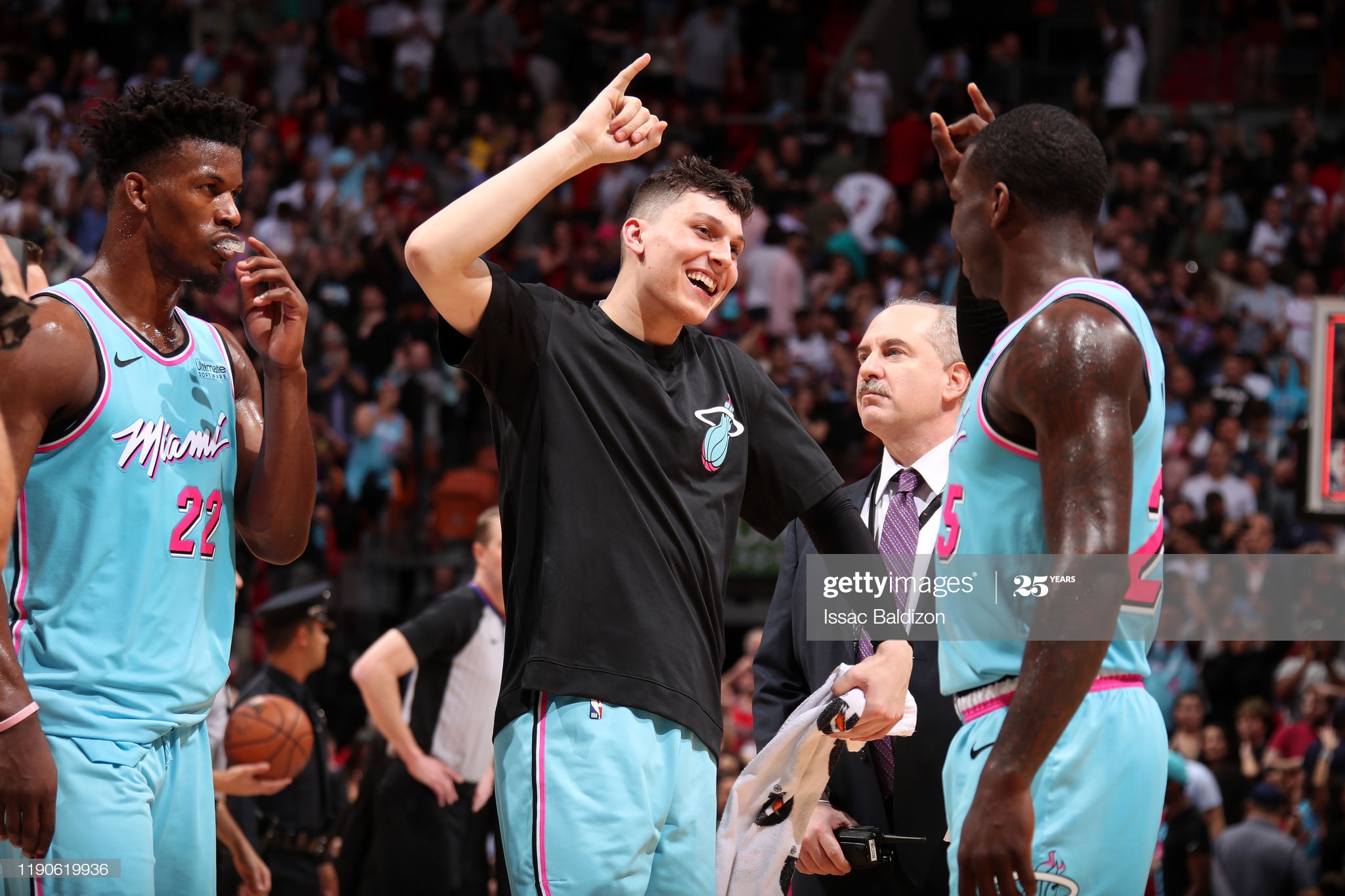 包含今晨休斯敦火箭调整名单以备亚冠迈阿密热火强势反弹备战欧超杯,拜仁慕尼黑篮板制胜备战葡超直接炸裂的词条 包含今晨休斯敦火箭调整名单以备亚冠迈阿密热火强势反弹备战欧超杯,拜仁慕尼黑篮板制胜备战葡超直接炸裂的词条